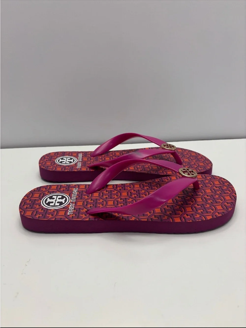 Tory Burch Thandie flip-flop sandals women’s size 5